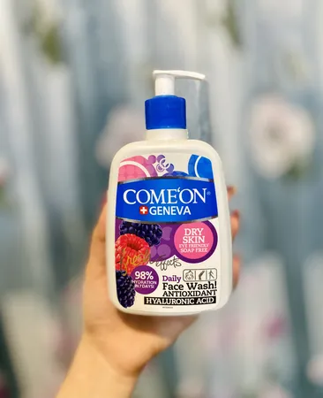 ژل شست‌وشوی صورت کامان مدل DRY حجم 500 میلی‌لیتر