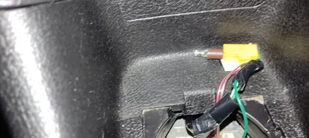 جاسیگاری خودرو مدل JSHKPEG