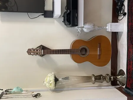 پایه گیتار مدل اکتاو کد 02