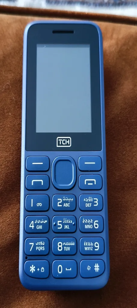 گوشی موبایل تی سی اچ مدل ARC دو سیم‌کارت ظرفیت 4 مگابایت