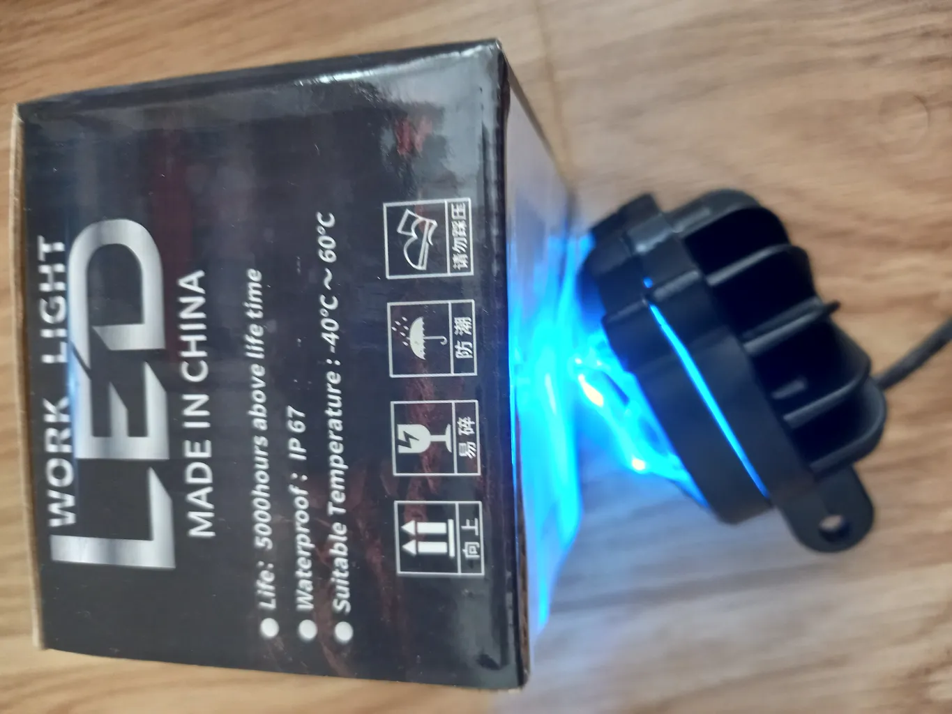 پرژکتور خودرو دو رنگ مدل گربه کد Y-W