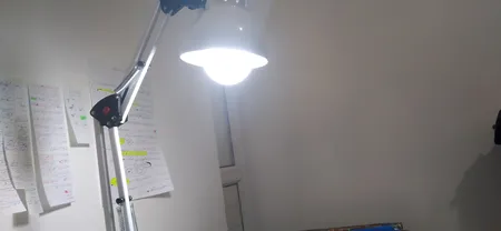 چراغ مطالعه بوستانچی مدل EN-111 همراه با لامپ  ال ای دی 7 وات E27