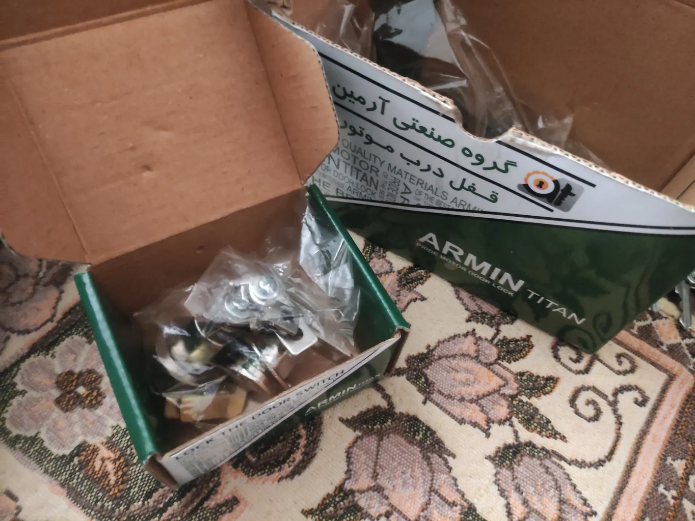 قفل و سوییچ خودرو ارمین مدلOKمناسب برای پراید مجموعه6عددی