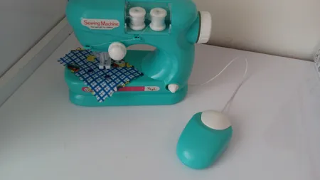 اسباب بازی چرخ خیاطی  آوا مدل AMT-4030