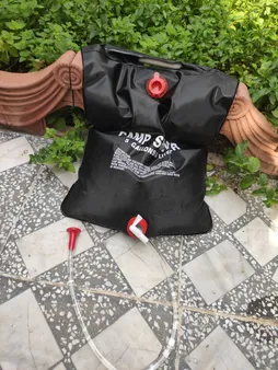 دوش سفری مدل Camp Shower ظرفیت 20 لیتر