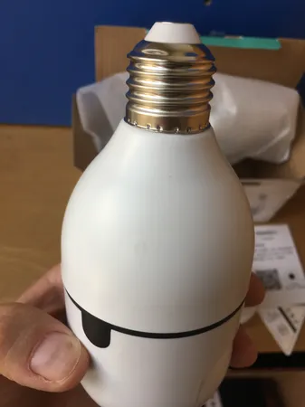 دوربین بیسیم مداربسته تحت شبکه مدل v380