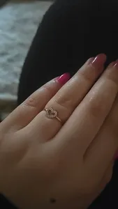 تجریه خرید انگشتر طلا 18 عیار زنانه بان گالری مدل والنتین