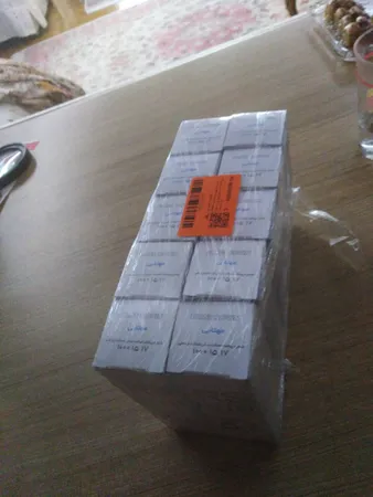 لامپ ال ای دی 6 وات پارس نوین مدل شمعی اشکی پایه E14 کد 2 بسته 10 عددی