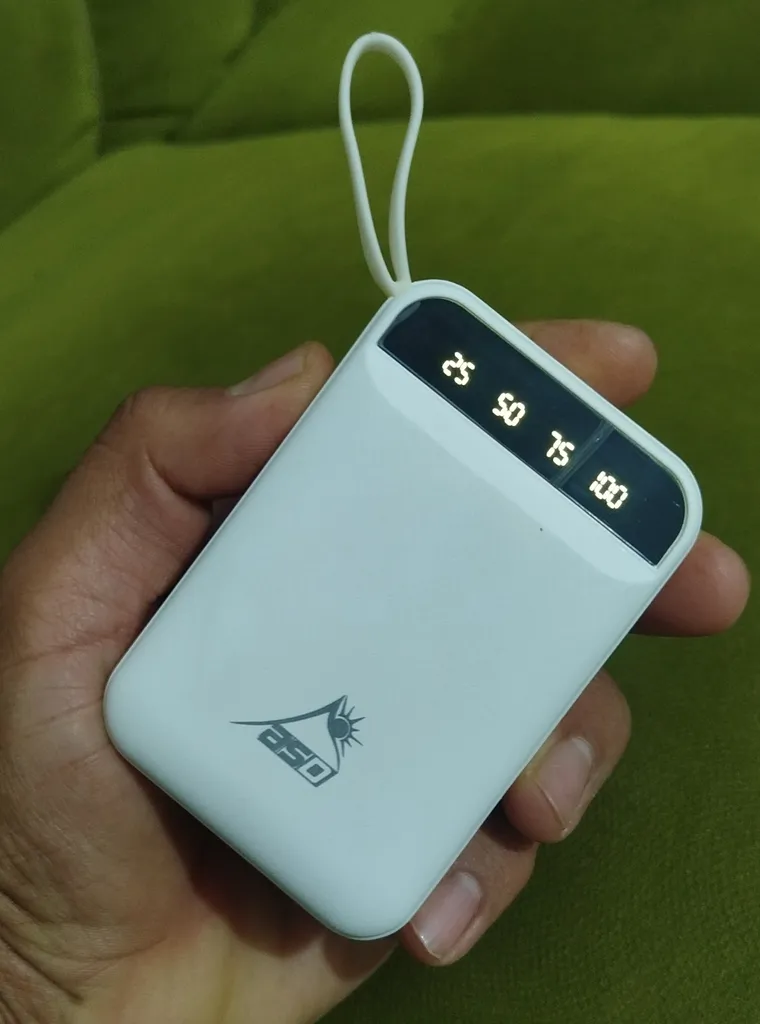 پاوربانک ای اس دی مدل HDME ظرفیت 7200 میلی آمپر ساعت