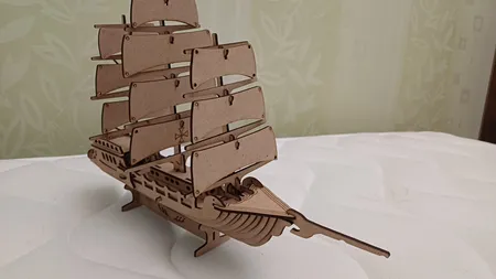 ساختنی مدل کشتی بادبانی