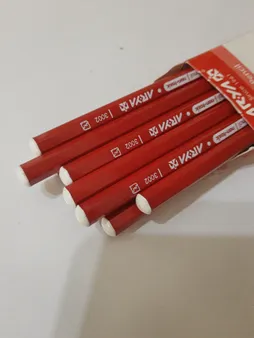 مداد قرمز آریا کد 3002 بسته 12 عددی