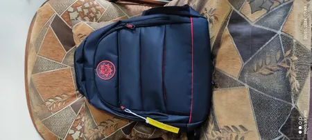 کوله پشتی توریث مدل VR-945 همراه با کیف لوازم شخصی