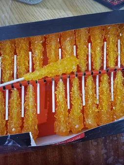 نبات زعفرانی نی دار شاهسوند بسته 26 عددی