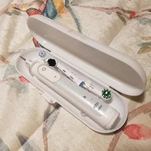 تجریه خرید محفظه نگهداری مسواک برقی مدل A-12