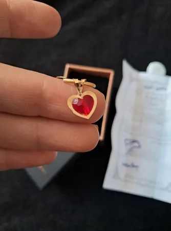 آویز گردنبند طلا 18 عیار زنانه ناریا مدل A-01