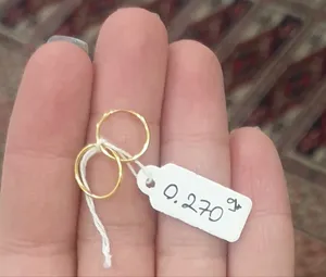 تجریه خرید گوشواره طلا 18 عیار زنانه با طرح حلقه ای ساده مدل DK458