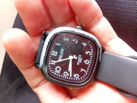 ساعت مچی عقربه ای بولون بند پیو ضد آلرژی کد 3