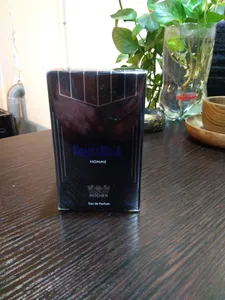 تجریه خرید ادو پرفیوم مردانه وودی سنس مدل Bugatti Black  حجم 100 میلی لیتر