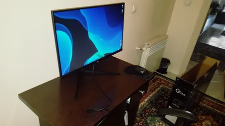 مانيتور گیمینگ 27 اینچ جی پلاس مدل GGM-L277FN، رزولوشن FullHD، پنل IPS، نرخ بروزرسانی 144 هرتز، با نسبت تصویر 16:9، دارای پورت HDMI و DisplayPort و USB و خروجی هدفون