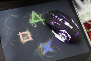 تجریه خرید ماوس بی سیم مخصوص بازی زویا مدل MMR4