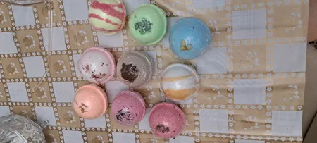 کوکتل نمک حمام اور مدل Mix Pedicure وزن 900 گرم بسته 9 عددی