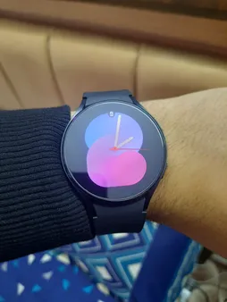 محافظ صفحه نمایش مدل شیشه ای مناسب برای ساعت هوشمند سامسونگ Galaxy watch4 active 44mm