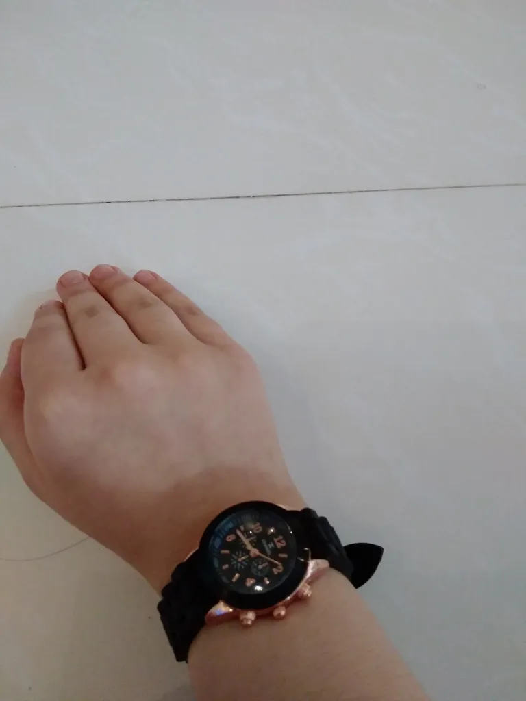 ساعت مچی عقربه ای زنانه مدل Caliber کد 212