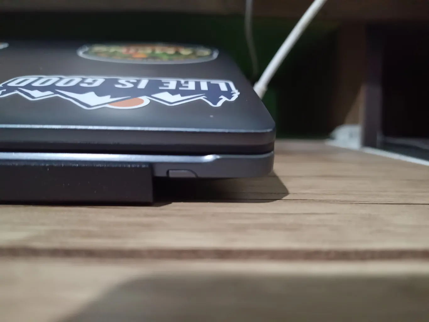 پایه نگهدارنده لپ تاپ دینیال مدل DN01