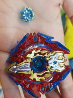 اسباب بازی مدل فرفره های انفجاری beyblade کد 92