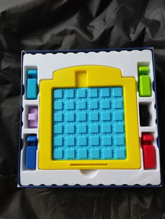 بازی فکری فکرانه مدل car out