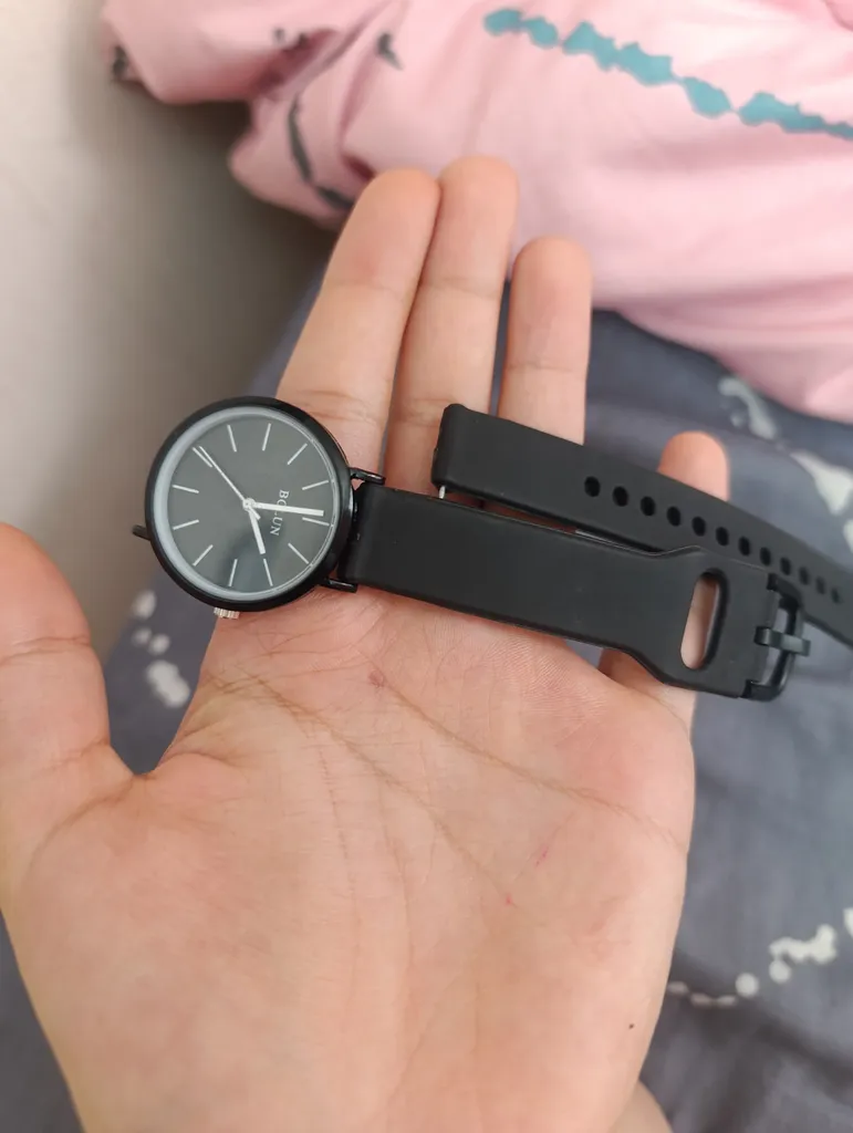 ساعت مچی عقربه ای دخترانه بولن کد 09