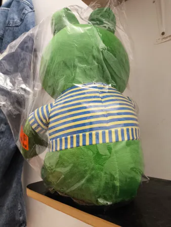 عروسک طرح قورباغه لاکچری مدل JIMI110 ارتفاع 55 سانتی‌متر