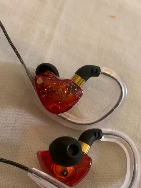 هدفون کیو کی زد مدل SK8