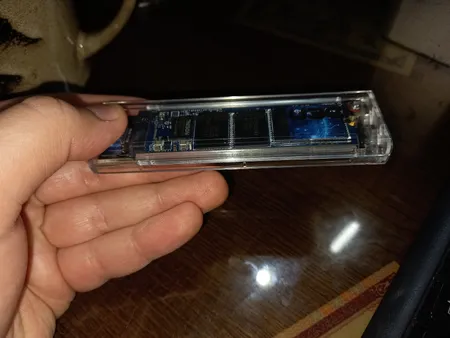 قاب اس اس دی M.2 مدل SHL-R320