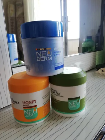 کرم مرطوب‌کننده دست و ناخن نئودرم مدل Olive Dex حجم 150 میلی‌لیتر