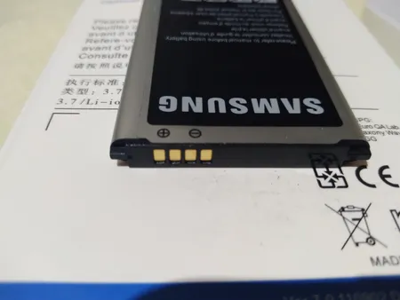 باتری موبایل سامسونگ مدل S5 ظرفیت 2800 میلی آمپر ساعت مناسب برای گوشی موبایل سامسونگ Galaxy S5