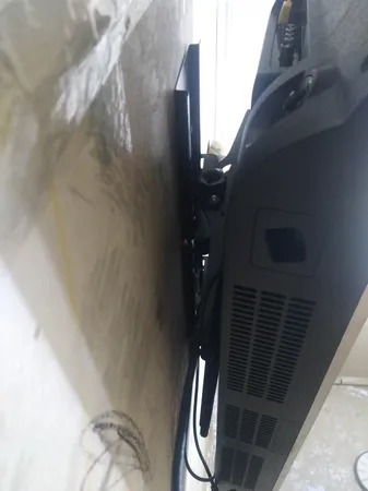 پایه دیواری تلویزیون  مدل T-J300 مناسب تلویزیون های 32 تا 65 اینچ