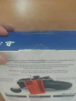 دسته بازی پلی استیشن 4 مدل DUAL SHOCK 4