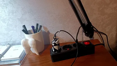 چراغ مطالعه مدل EN-101 همراه با لامپ ال ای دی 6 وات سهند E27