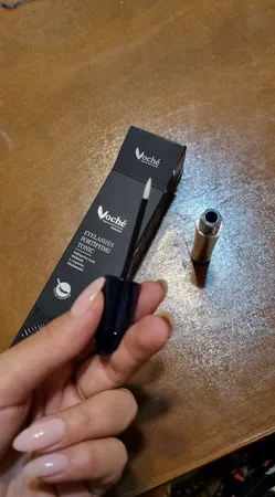 محلول تقویت کننده مژه وچه مدل 01 حجم 5 میلی لیتر