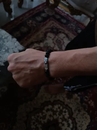 دستبند مدل اونیکس طرح فلش