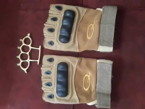 تجریه خرید دستکش کوهنوردی اوکلی کد 004