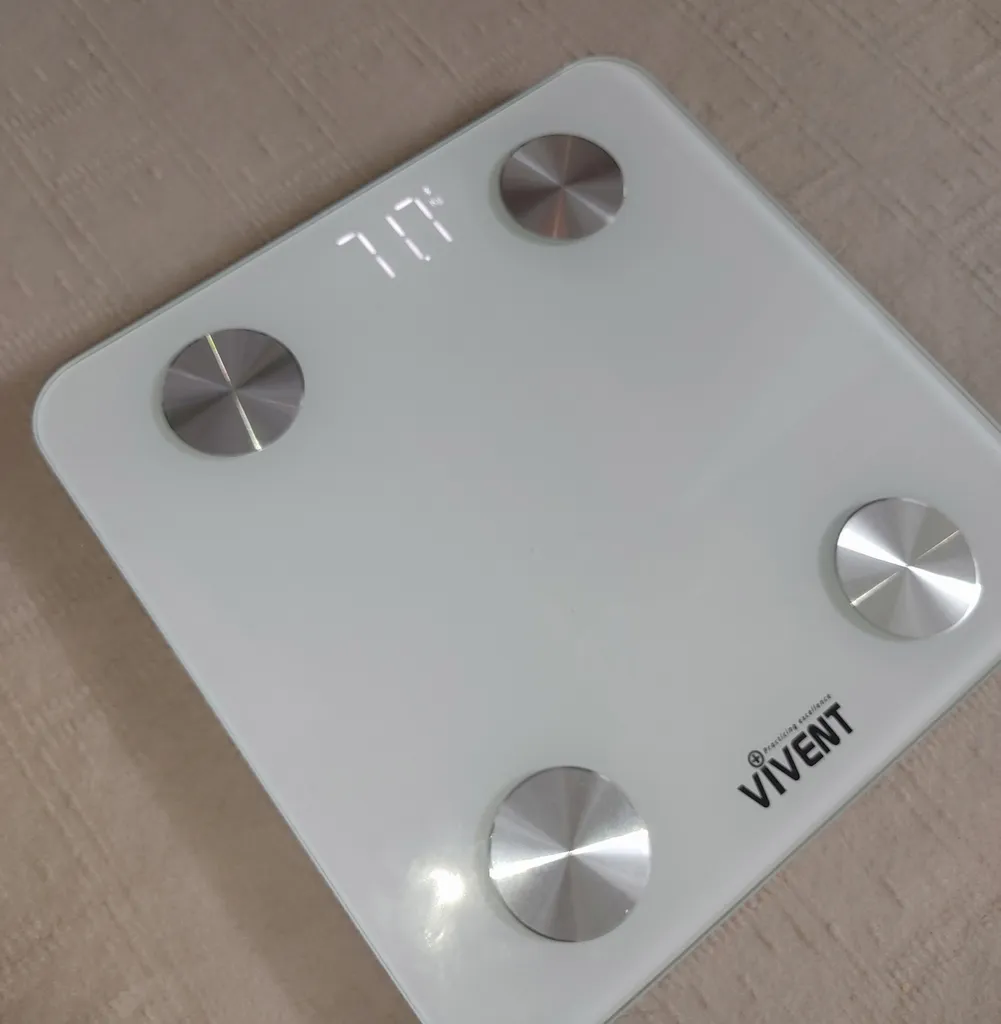 ترازو دیجیتال هوشمند ویونت مدل Smart Body BF8066