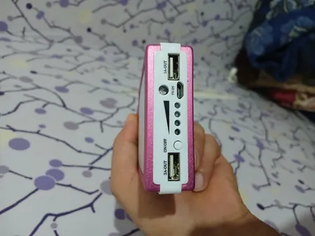 پاوربانک خورشیدی مدل Move ظرفیت 10000 میلی آمپر ساعت