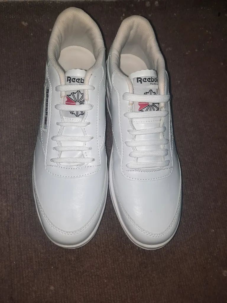 کفش پیاده‌روی مدل Classic Royal 2023