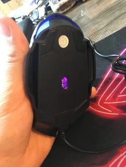 ماوس مخصوص بازی آر هشت مدل M1600