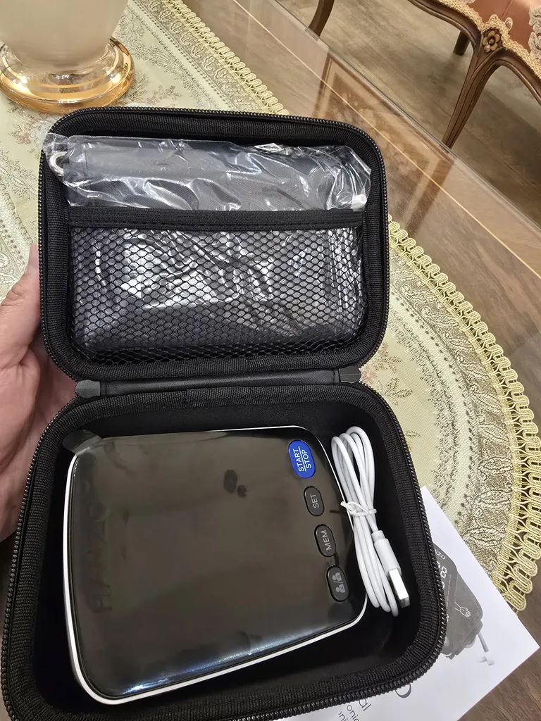 فشارسنج بازویی دیجیتال هانزو مدل U82 فشارسنج بازویی دیجیتال هانزو مدل U82