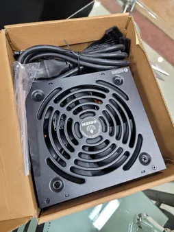 منبع تغذیه کامپیوتر گرین مدل GP450A-ECO Rev3.1