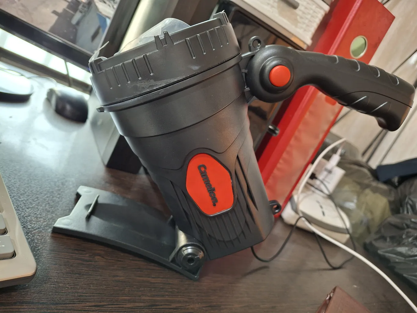 چراغ قوه دستی کملیون مدل RS216