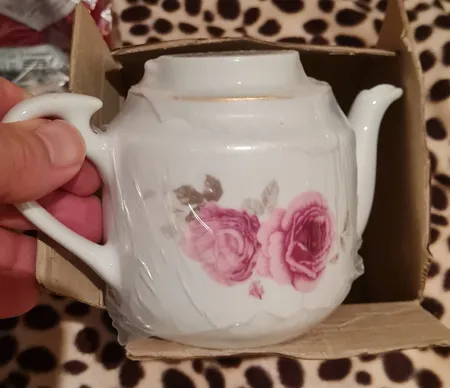 قوری چینی زرین ایران مدل رز فلاور